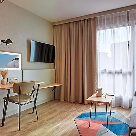 Adagio Hotel 4*